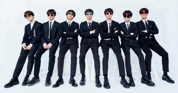 Cùng điểm lại những kỷ lục đầu tiên của Hàn Quốc khắc tên BTS