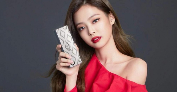 Jennie xác nhận ra mắt solo và hệ quả không thể ngờ đến: Knet đồng loạt phẫn nộ lên án YG và đòi công bằng cho Black Pink