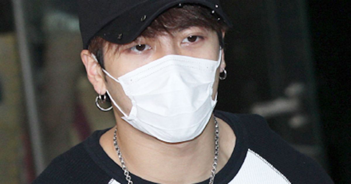 Jackson của GOT7 hủy các hoạt động sau khi bác sĩ yêu cầu anh ngừng trình diễn