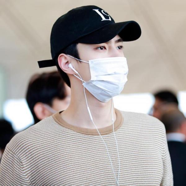 Thời trang sân bay 101: SeHun (EXO)