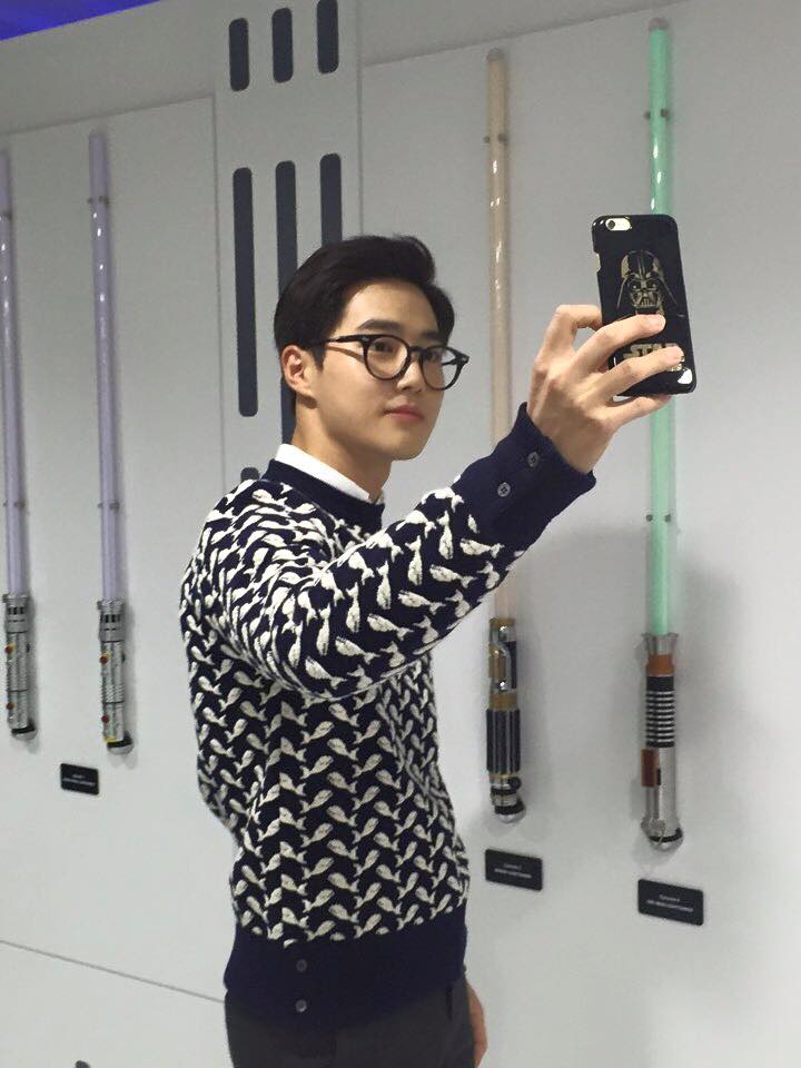 Suho (EXO) chỉ ra 3 bước để có bức selfie hoàn hảo