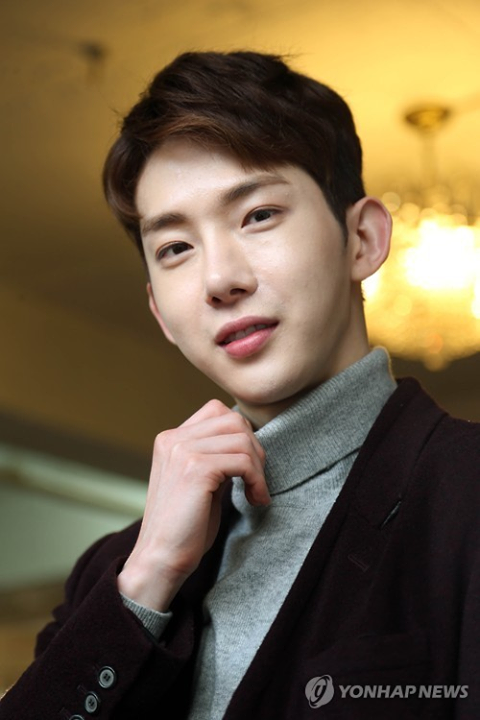 Bài báo: [Độc quyền] Jo Kwon chia tay JYP sau 16 năm... "Không còn ai trong 2AM ở lại"