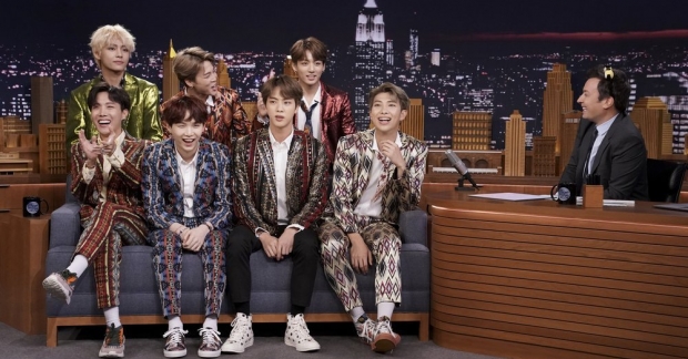 Những hình ảnh đầu tiên của BTS tại show đình đám của Mỹ của Jimmy Fallon