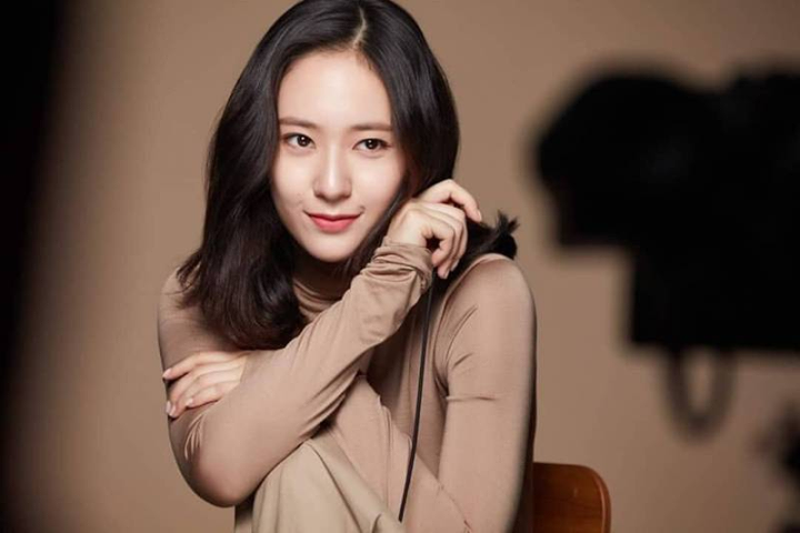 [Instiz] Krystal vẫn xinh đẹp như ngày nào