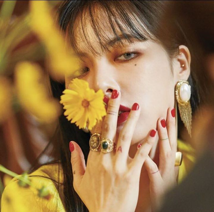 Bài báo: Hyuna khoe hình stream bài hát mới của Pentagon, nhóm nhạc của bạn trai E’Dawn