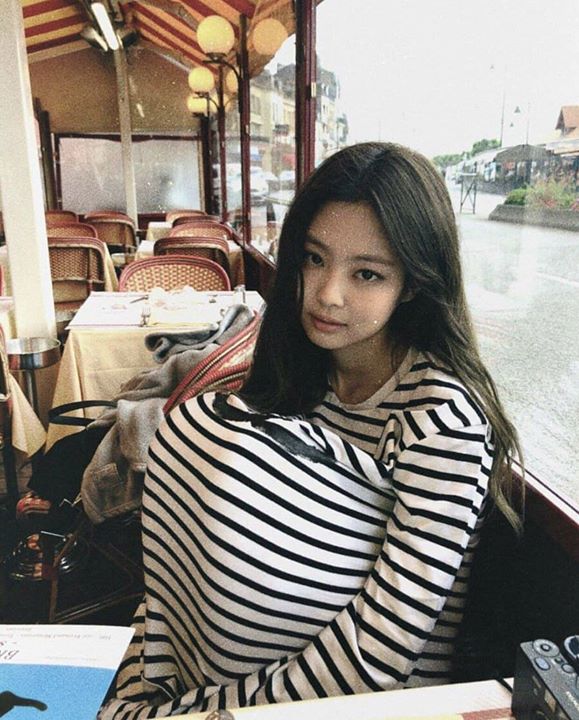 Pann: Chẳng phải khung mặt của Jennie quá đẹp sao?