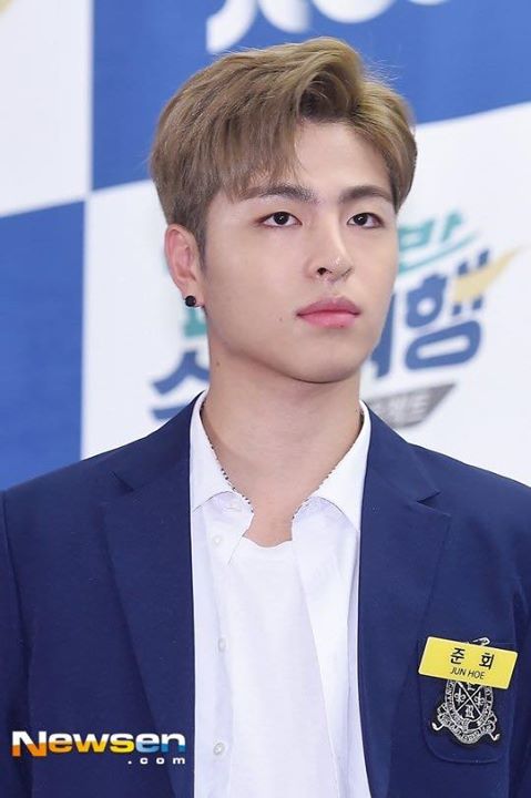 Bài báo: iKON Goo Junhoe gọi nhầm "fan Trung Quốc" ở concert Đài Loan